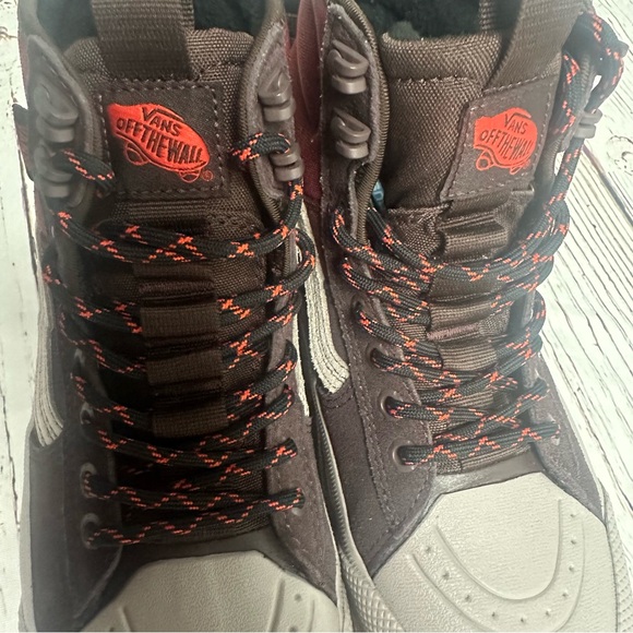 New! Van Sk8-Hi Gore-Tex MTE Chocolate Brown - Picture 4 of 11